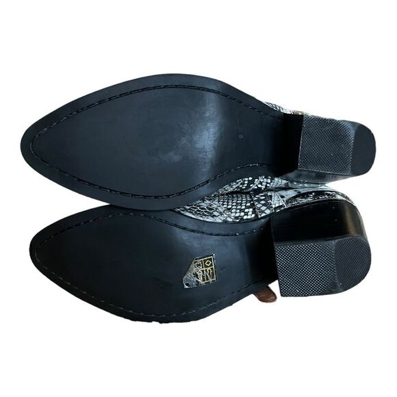 Jeffrey Campbell Calhoun-4 Western Heel bootie Black White Snake Silver Boot - Picture 8 of 10